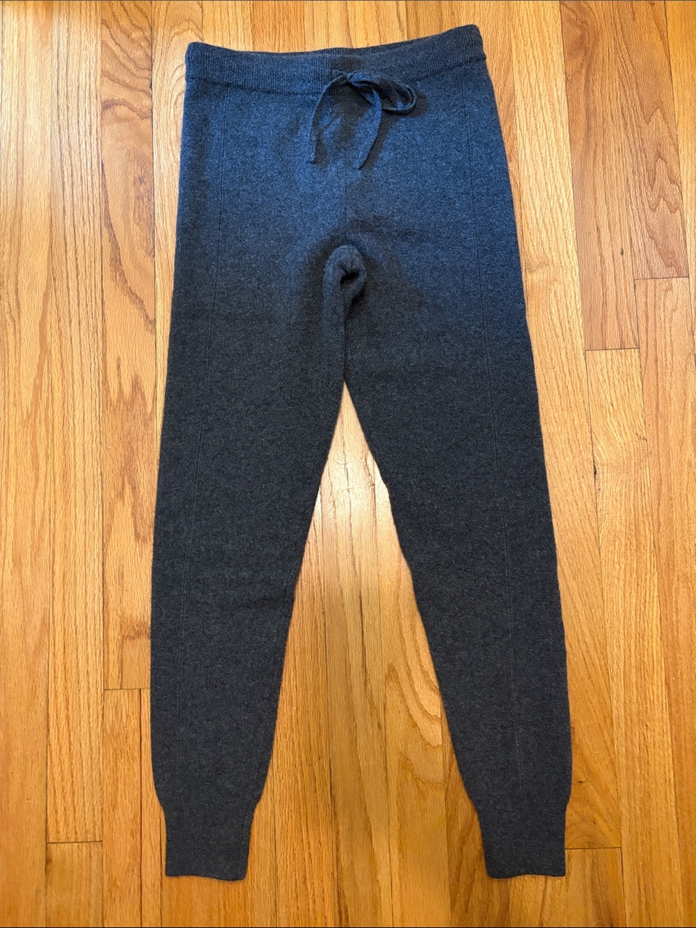 ✨The Cashmere Project✨ NWOT Gray Tapered Sweatpants Joggers Size XS